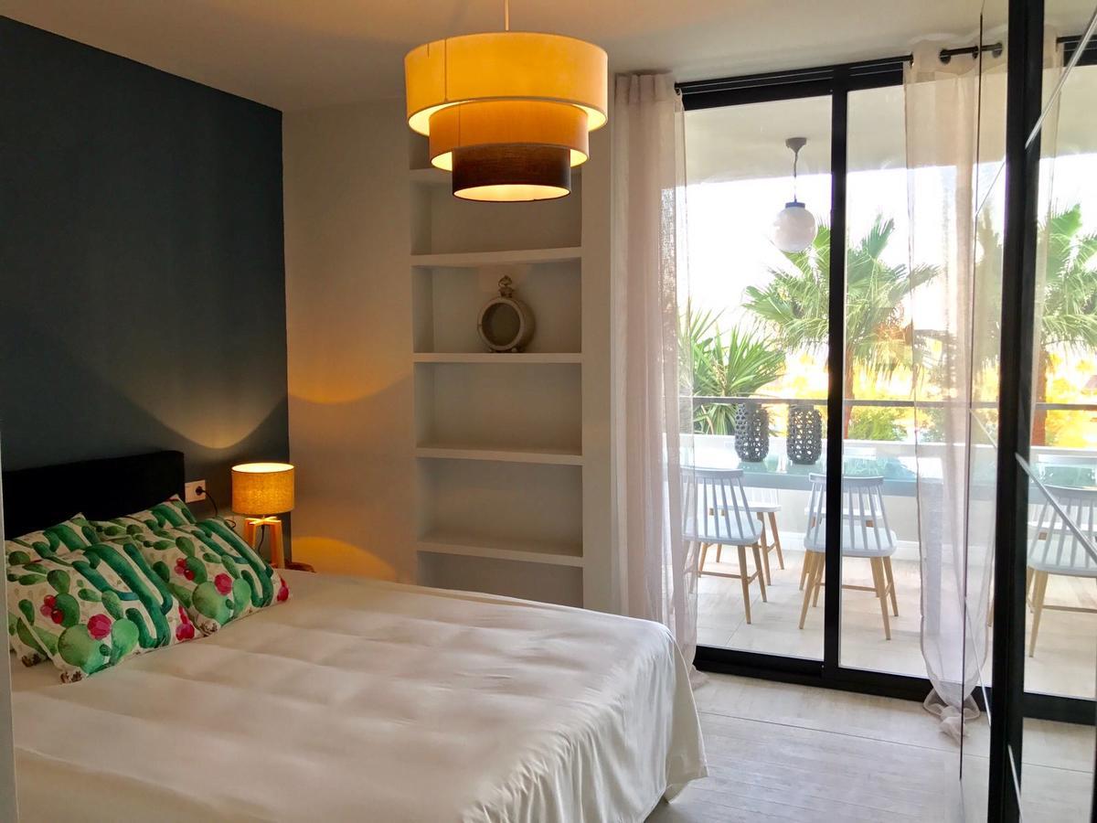 Luxury House 110 M2 On The Beach, Pool, Parking ตอร์เรโมลิโนส ภายนอก รูปภาพ