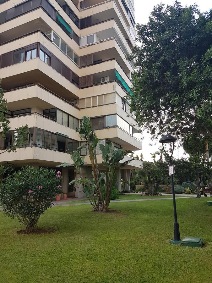 Luxury House 110 M2 On The Beach, Pool, Parking ตอร์เรโมลิโนส ภายนอก รูปภาพ